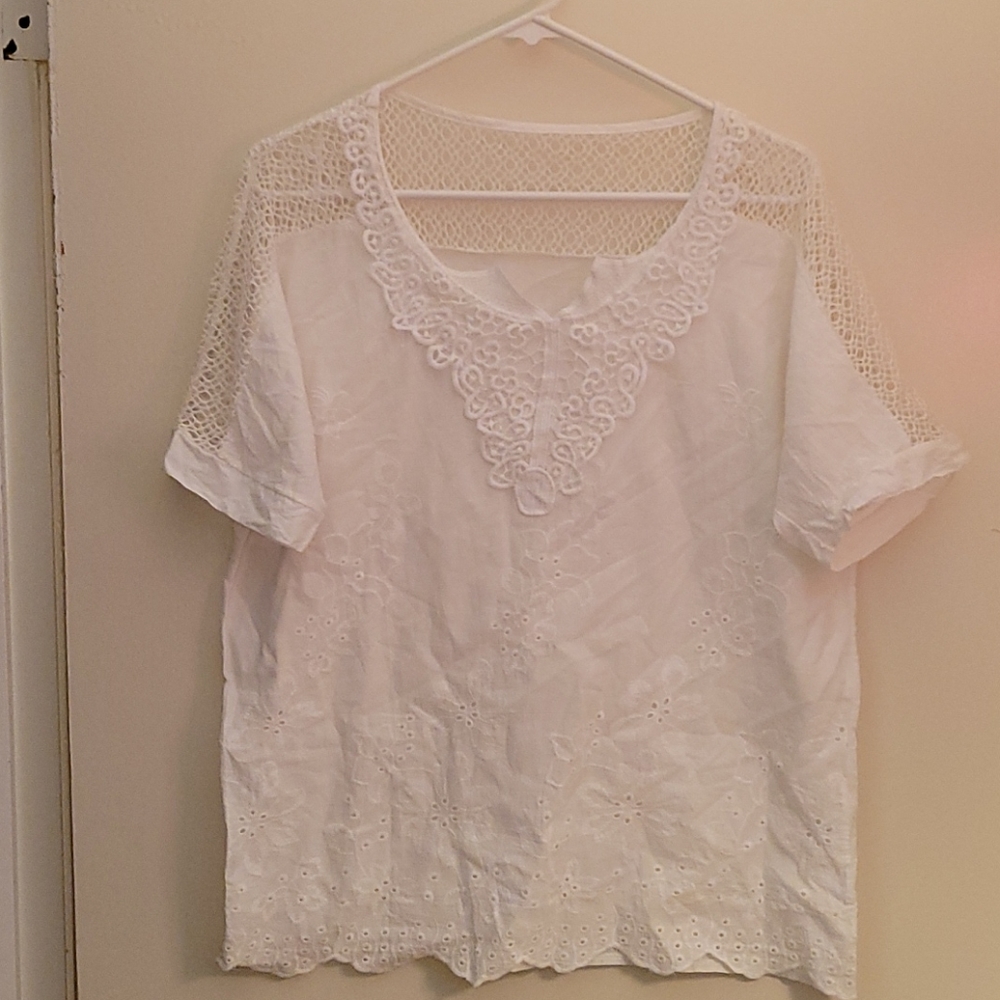 Embroidered lace and mesh blouse